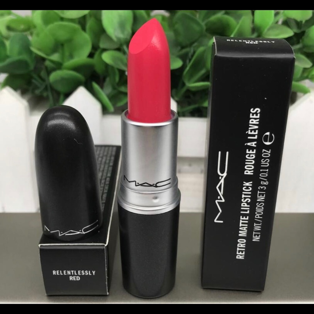 Choose any 3 new  Mac lipstick for 27$